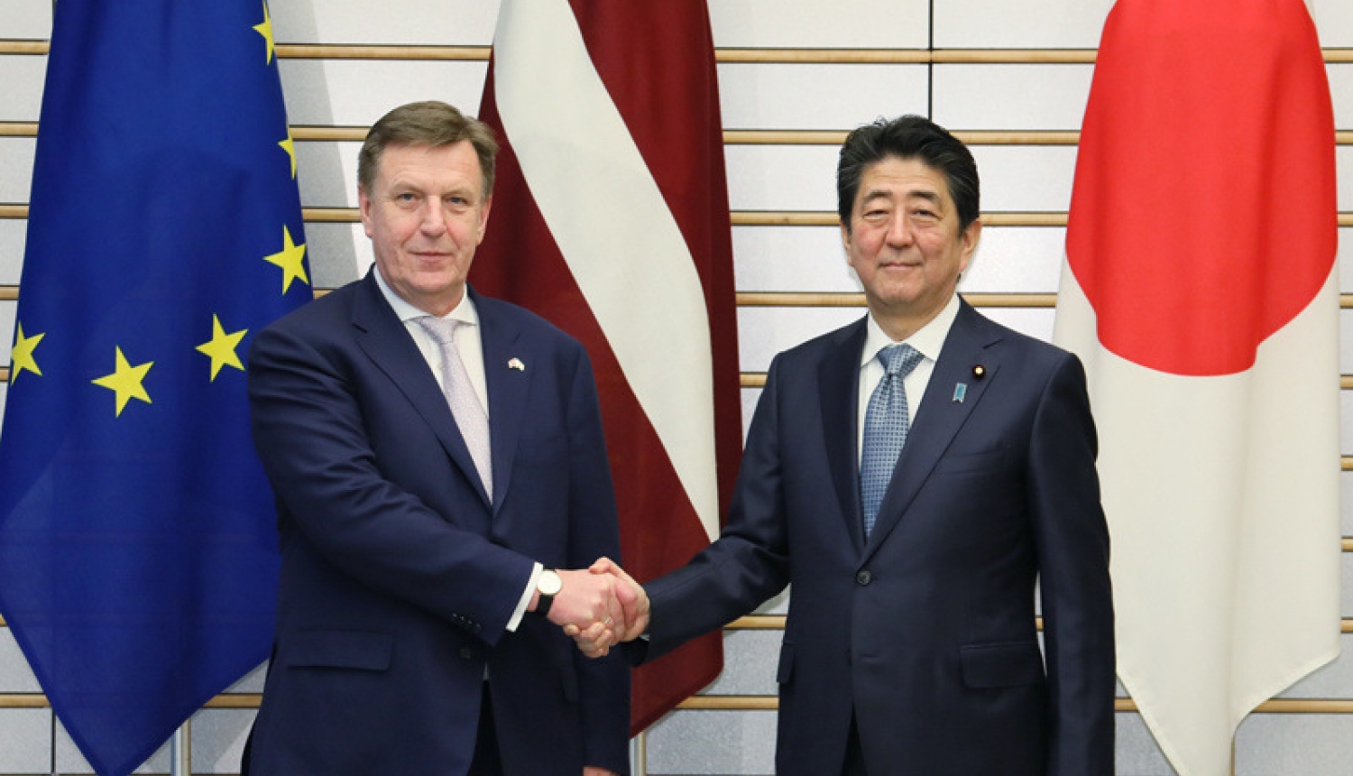 Ministru prezidents Māris Kučinskis tiksies ar Japānas Ministru prezidentu