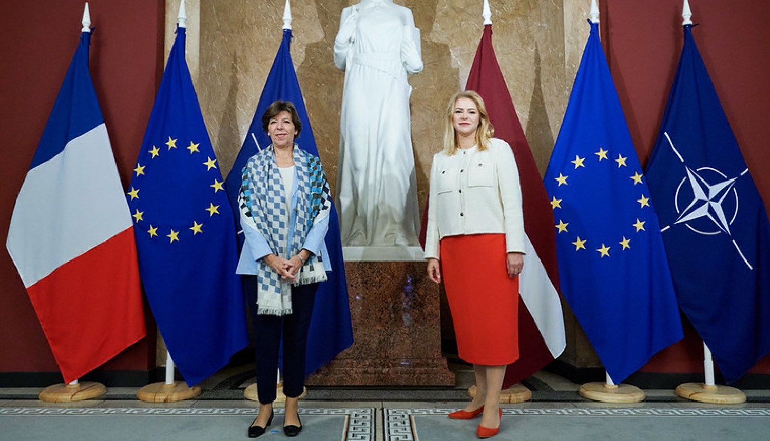 Ministru prezidente Evika Siliņa tiekas  ar Francijas Eiropas un ārlietu ministri Katrīnu Kolonā