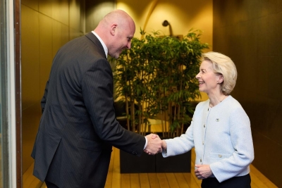 Fotogrāfija ar Andri Kulbergu un Ursula von der Leyen