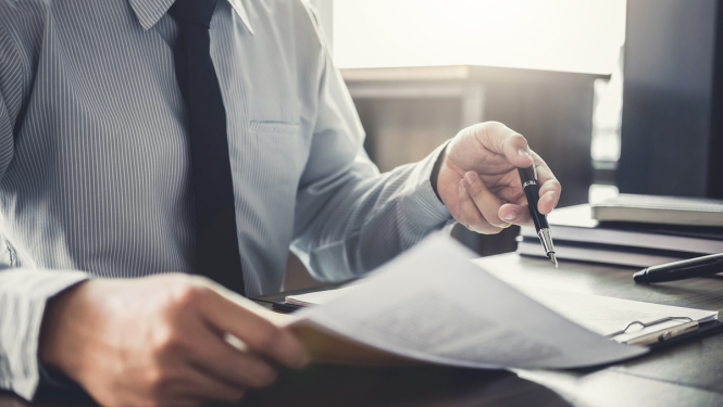 Valdība atbalsta ierosinājumu mainīt privāto testamentu regulējumu