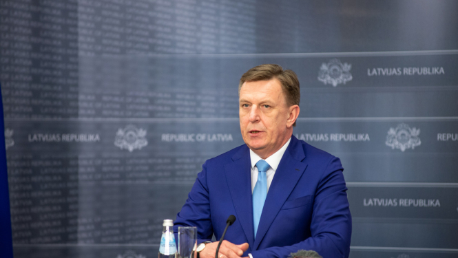 Ministru prezidents: ir svarīgi palielināt sociālās aprūpes centros strādājošo darba novērtējumu