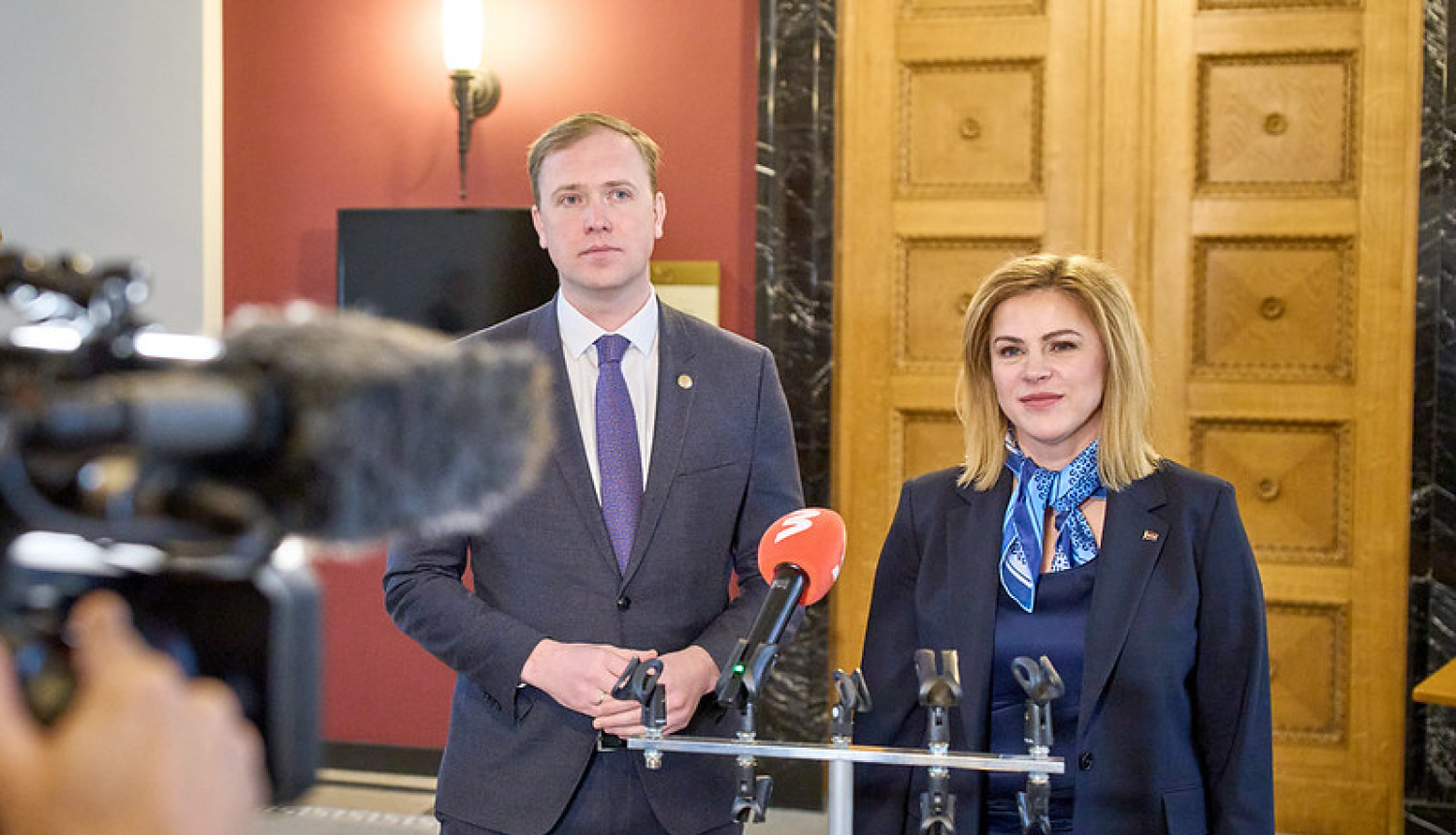 Ekonomikas ministrs Viktors Valainis un Ministru prezidente Evika Siliņa