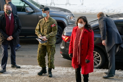 Tikšanās ar Kanādas aizsardzības ministri Anitu Anandu