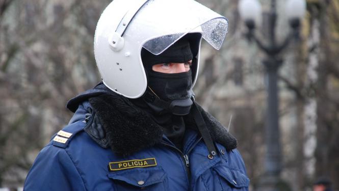 Policistu un robežsargu piemaksām par darbu Covid-19 laikā piešķir 701 393 eiro