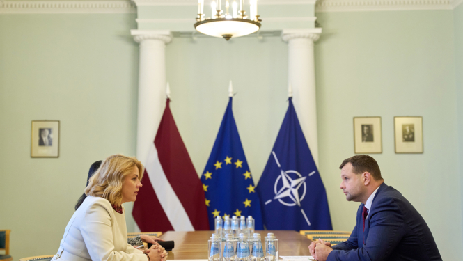 Ministru prezidente Evika Siliņa tiekas ar labklājības ministru Reini Uzulnieku