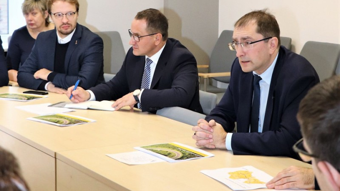 Baltijas transporta ministri turpinās virzīt “Rail Baltica” kā galveno prioritāti