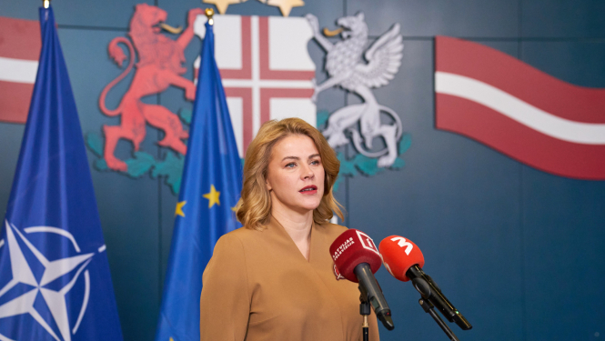 Ministru prezidente Evika Siliņa piedalās preses konferencē