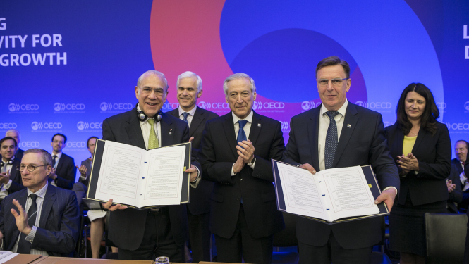 Ministru prezidents M. Kučinskis tiksies ar OECD ģenerālsekretāru