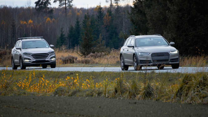 Automašīnas uz ceļa