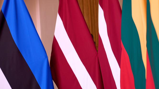 Igaunijas, Latvijas un Lietuvas karogi