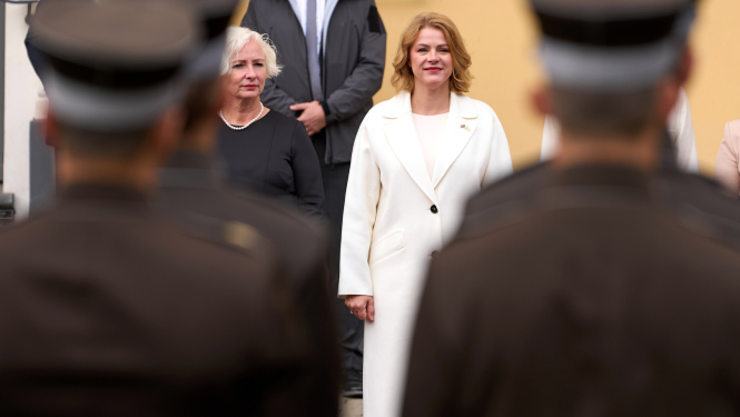 Ministru prezidente Evika Siliņa un Saeimas priekšsēdētāja Daiga Mieriņa