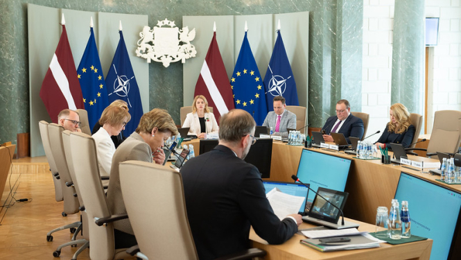 Ministru prezidente Evika Siliņa vada valdības sēdi