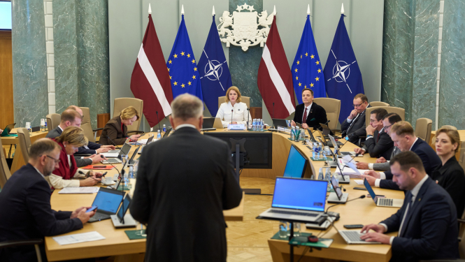 Ministru prezidente Evika Siliņa vada valdības sēdi