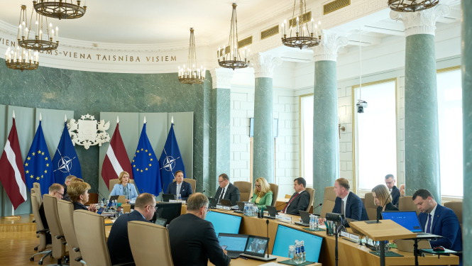 Ministru prezidente Evika Siliņa vada valdības sēdi