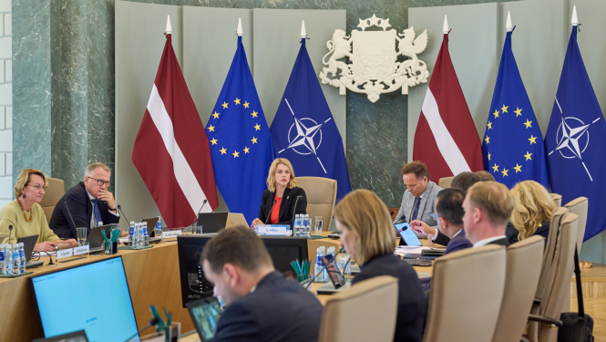 Ministru prezidente Evika Siliņa vada valdības sēdi