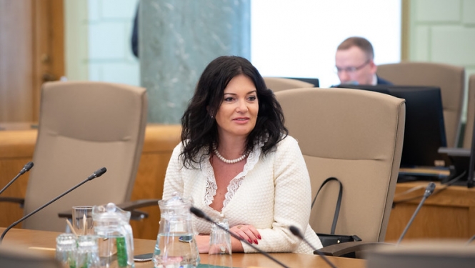 Četrus mēnešus būs iespēja saņemt bezdarbnieka palīdzības pabalstu