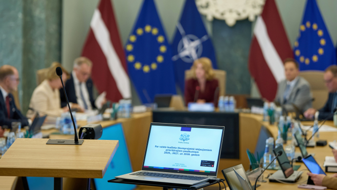 Ministru prezidente Evika Siliņa vada valdības sēdi