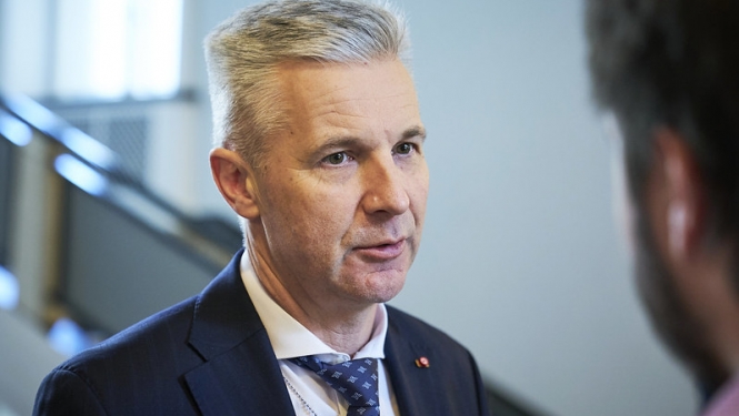Pabriks: COVID-19 krīze apliecina nepieciešamību pēc visaptverošas valsts aizsardzības sistēmas