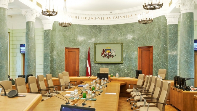 Ministru kabinets lemj par mācībām klātienē un Covid-19 testiem viesstrādniekiem