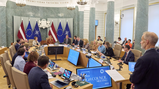 Ministru prezidente Evika Siliņa vada valdības un Ārvalstu investoru padomes Latvijā augsta līmeņa sanāksmi