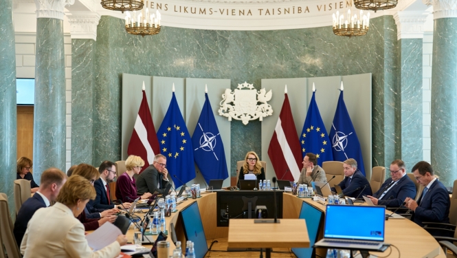 Tieslietu ministre Inese Lībiņa-Egnere vada Ministru kabineta sēdi