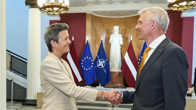 Ministru prezidents Krišjānis Kariņš un Margrēte Vestagere, Eiropas Komisijas priekšsēdētājas izpildvietniece