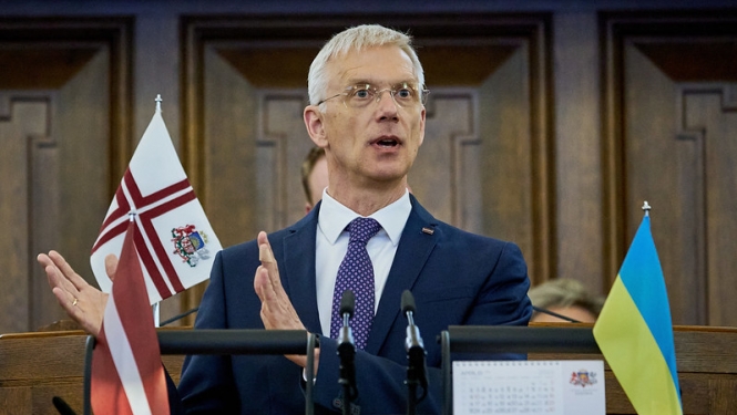 Ministru prezidents Krišjānis Kariņš uzrunā Saeimas deputātus par godu Latgales kongresa dienai