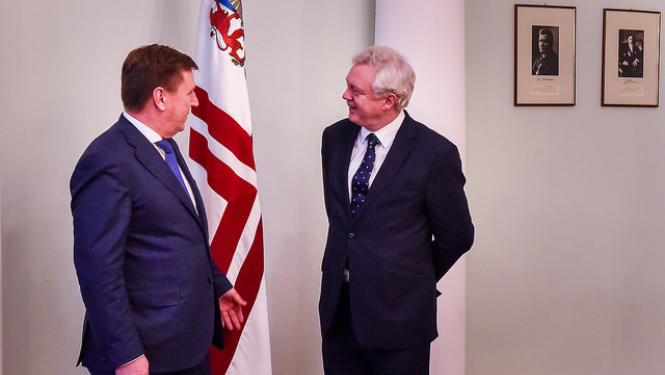 m.kucinskis_d.davis