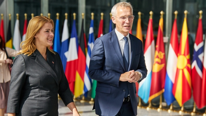 Ministru prezidene Evika Siliņa tiekas ar NATO ģenerālsekretāru Jensu Stoltenbergu