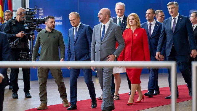 Ministru prezidente Evika Siliņa kopā ar ES valstu līderiem un Ukrainas prezidentu Eiropadomē, Briselē