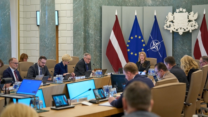 Ministru prezidente Evika Siliņa vada valdības sēdi