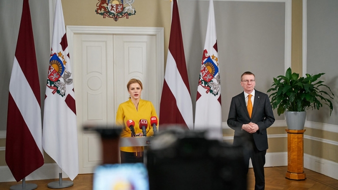 Ministru prezidenta Evika Siliņa un Valsts prezidents Edgars Rinkēvičs Rīgas pilī. 