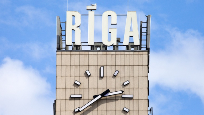 Latvija atbalsta atteikšanos no laika maiņas