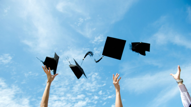 Aktualizē noteikumus par reglamentētajām profesijām un profesionālās kvalifikācijas atzīšanu