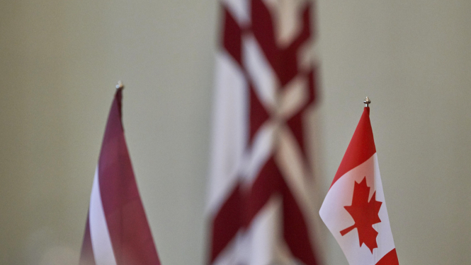 Kariņš tiksies ar Kanādas ārlietu ministru