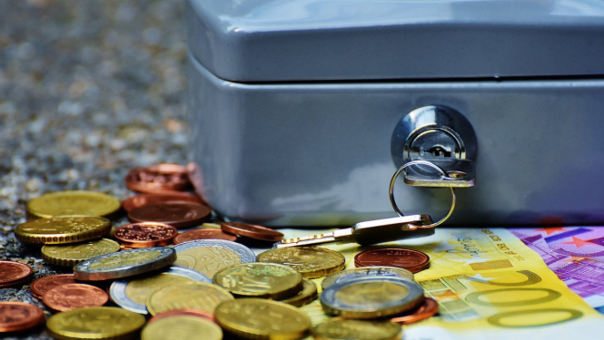 Valdība atbalsta 3. pensiju līmeņa iemaksu veikšanu VID amatpersonām ar speciālajām dienesta pakāpēm