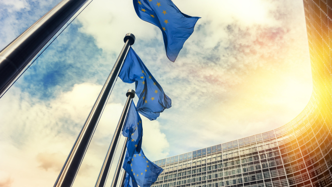 Noslēgti projektu līgumi par 2/3 Latvijai pieejamā ES fondu finansējuma