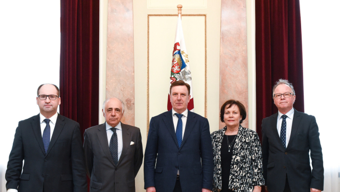 33412726436_63e2da0f80_k