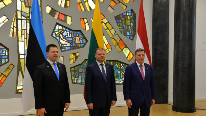 M. Kučinskis ar Lietuvas un Igaunijas premjeriem apspriež Baltijas valstīm svarīgus jautājumus