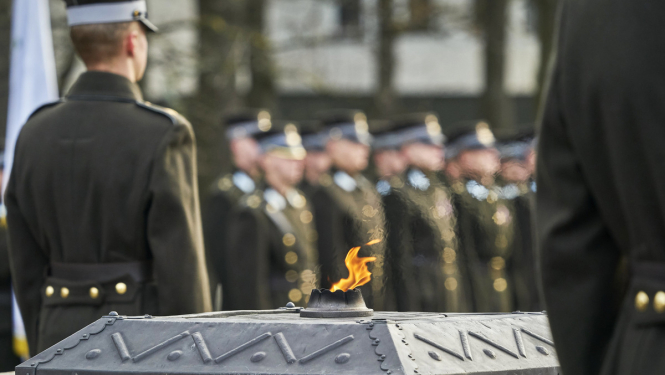 Ministru prezidents piedalās Lāčplēša dienai veltītajos pasākumos
