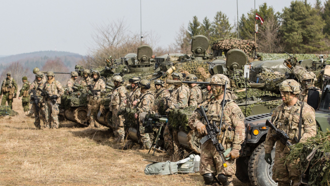 10.jūlijā – Latvijas armijas 100.dzimšanas dienā – pasveicini karavīru!