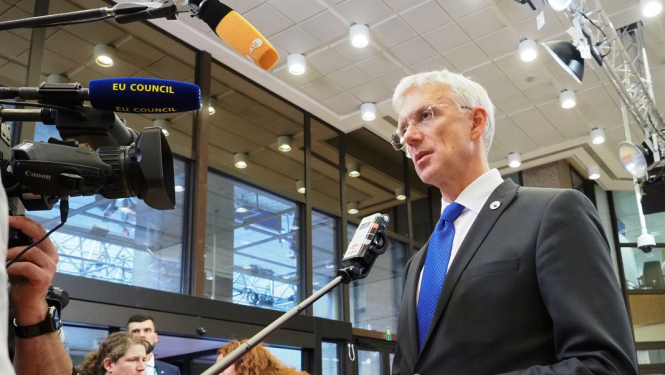 Kariņš piedalīsies Eiropadomē un Eirosamitā