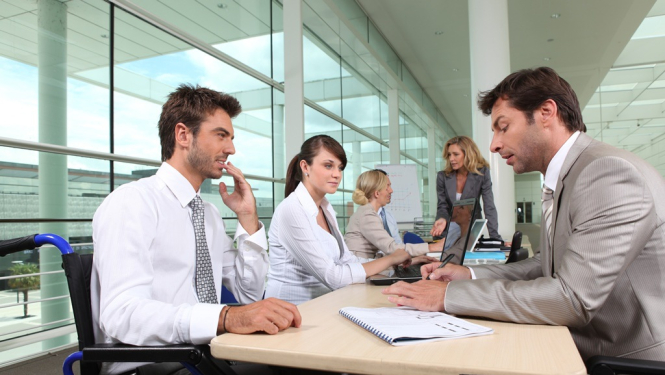 Cilvēkiem ar invaliditāti darba meklējumos būs pieejams mentora atbalsts