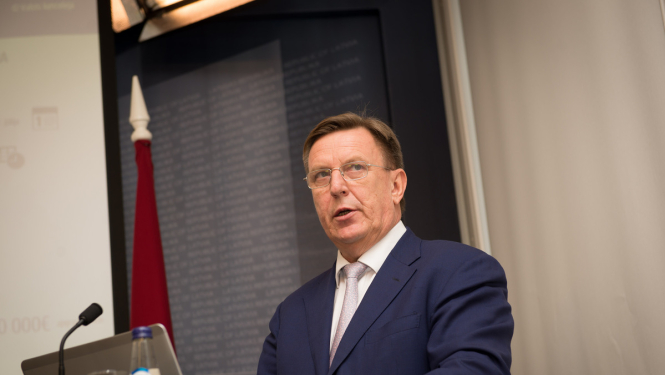 Migrantu pārvietošanas pasākumiem jānotiek uz brīvprātības pamata