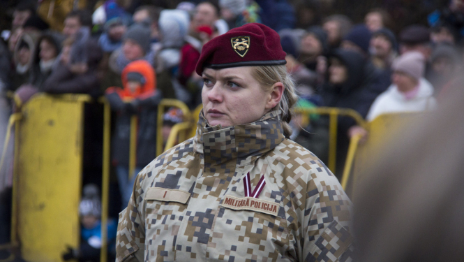 Ministru kabinets apstiprina visaptverošas valsts aizsardzības sistēmas ieviešanai būtiskus likumu grozījumus