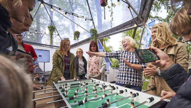 Valsts kancelejas telti sarunu festivālā “LAMPA” apmeklēja vairāk kā 1600 interesenti