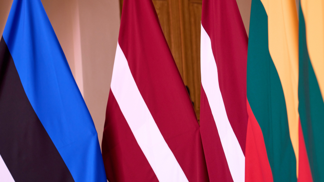 Igaunijas, Latvijas un Lietuvas karogi