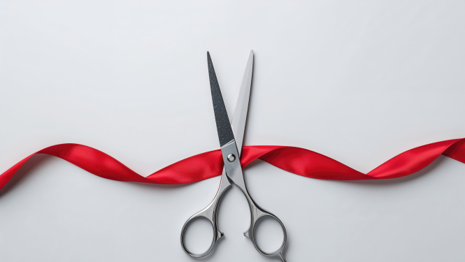 "Cutting red tape" - Birokrātijas mazināšanas simbolika