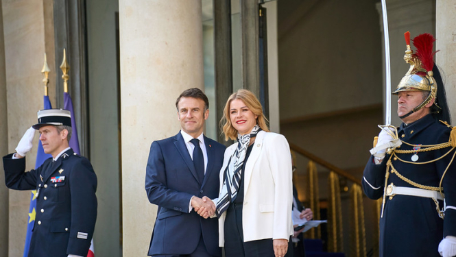 Evika Siliņa Parīzē