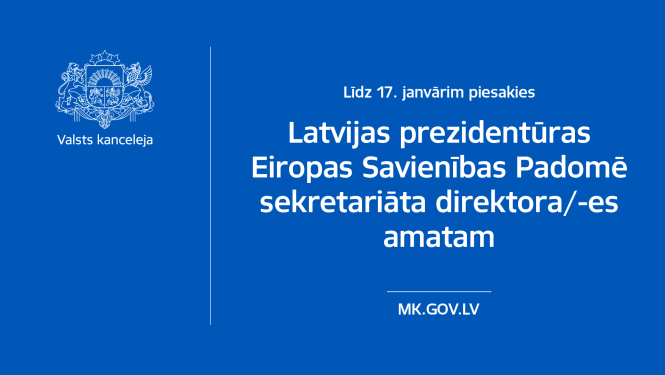 Sludinājuma teksts uz zila fona ar baltiem burtiem
